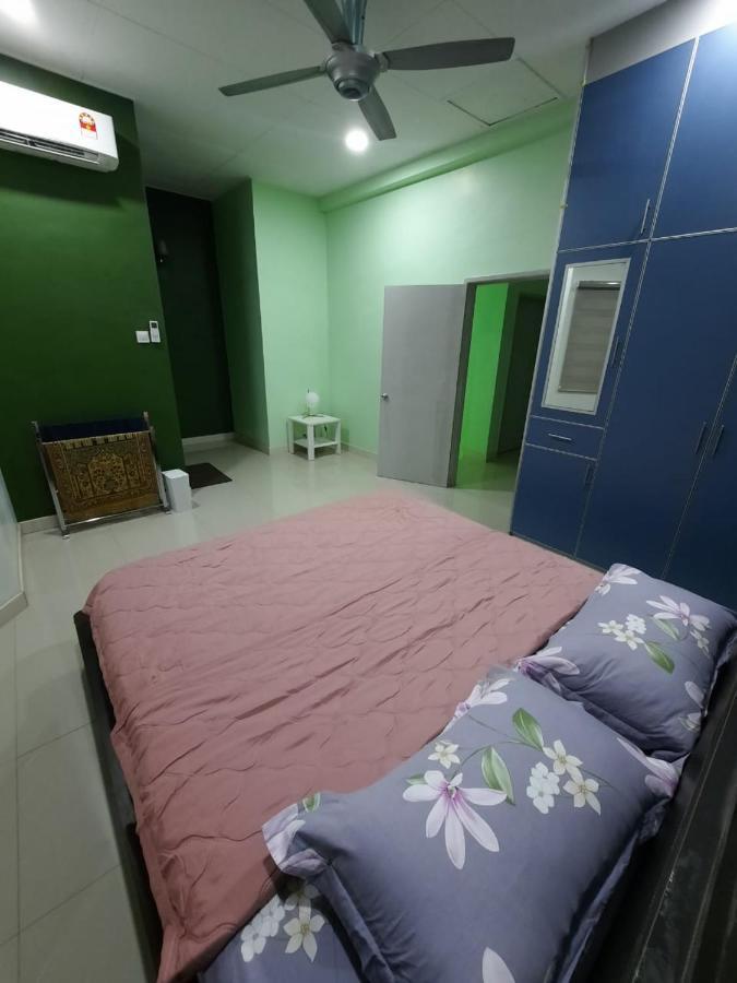 Homestay Dr. Z Klang Exteriör bild